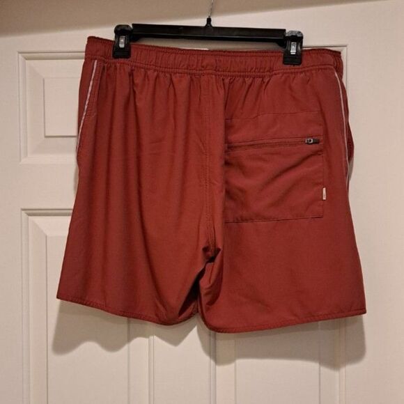 Vuori Trail Short The Rise The Shine Clay Red Men's Athletic Shorts Size Large - Picture 2 of 13